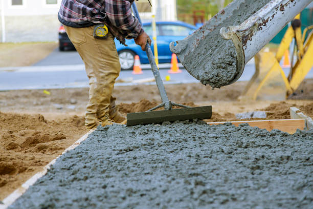 Best Commercial Concrete Services in Grenada, MS